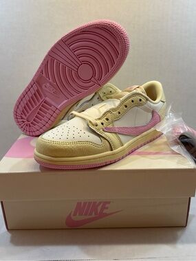 Nike Jordan 1 Retro Low Travis Scott Sail Shy Pink PS Size 3Y